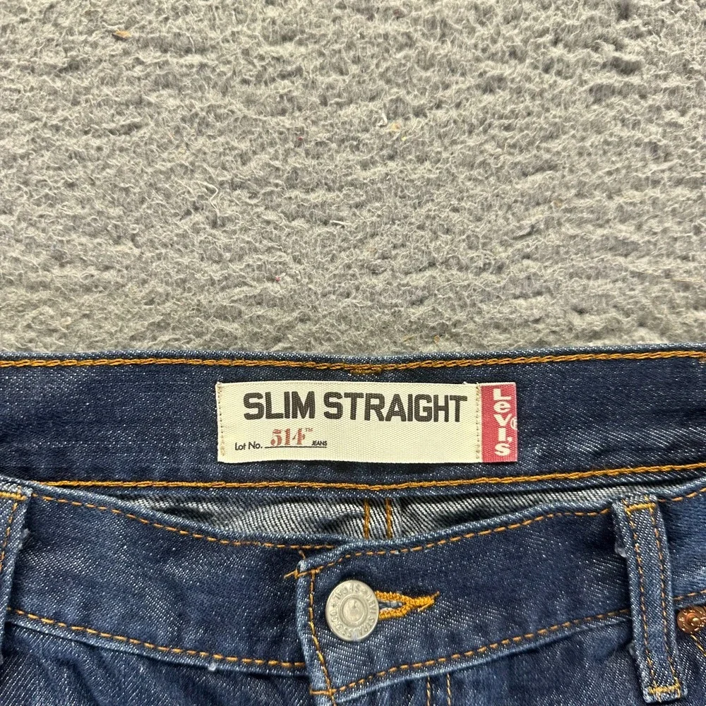 Vintage Levis 514 Jeans Men 40x30 Blue Cotton Straight Slim Workwear Travel
